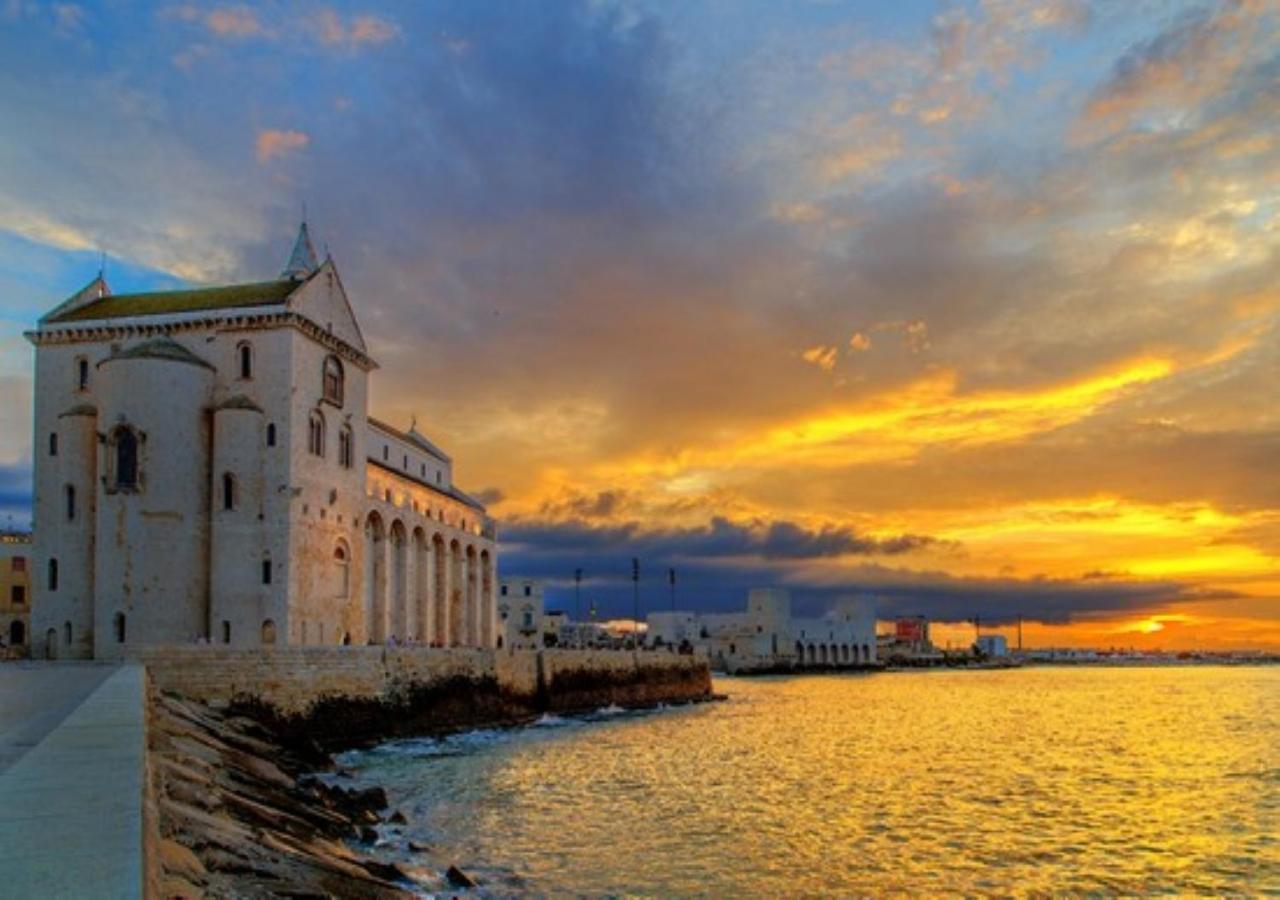 Casa Vacanza -Trani Centro Экстерьер фото